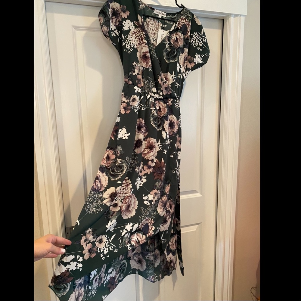 Green floral Dress Size S New With Tags